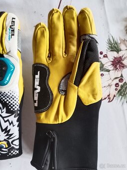 Lyžařské rukavice - 3