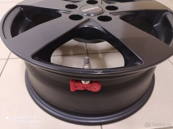 Disky 215/65 R 16 98H - 3