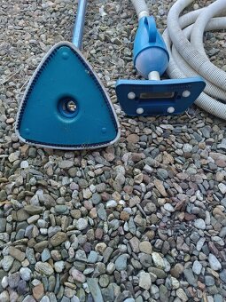 Vysavač na bazen - 3