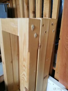 Dřevěný stojan - 3