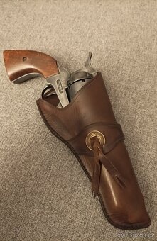 REVOLVER PEACEMAKER 9mm - 3