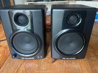 M-Audio Studiophile AV30 aktivní reproduktory (monitory) - 3
