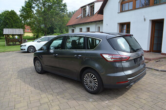 PRODÁM FORD S-MAX 2.0CDTI 240PS 2018 AUT TOP STAV - 3