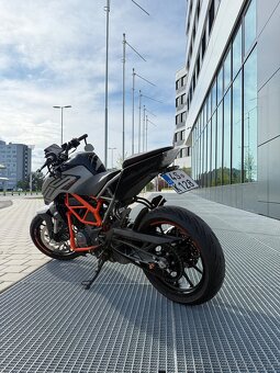 KTM Duke 125- první majitel, možnost odpočtu DPH - 3
