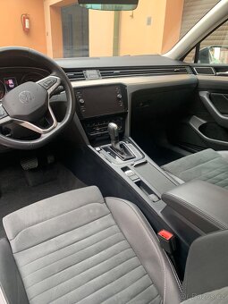 Volkswagen Passat 2022 - 3