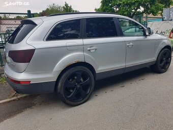 Audi Q7 prodám na opravu,koroze+závady pojízdné Říčany - 3
