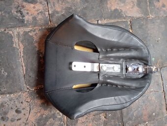 Bobek pro spolujezdce Harley Sportster - 3