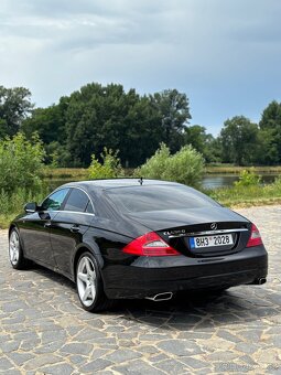 Mercedes Benz CLS500 - 3