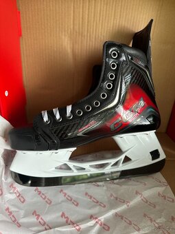 Nové brusle CCM Jetspeed FT8 Pro 💥 - 3
