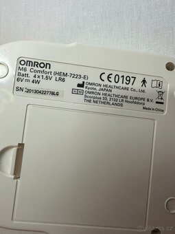 Digitální tlakoměr Omron M6 Comfort – TOP stav + pouzdro - 3
