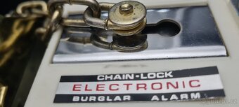 611 - bezpečnostní řetízek na dveře s alarmem - 3