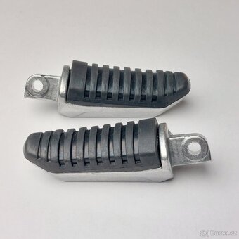 Zadní stupačky Suzuki GSF, Bandit, GSX1300, GSF, SV, SFV - 3