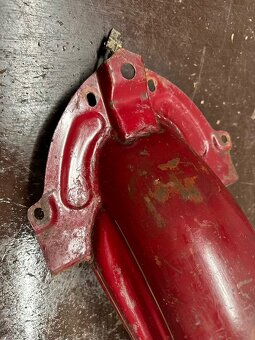 Zadní blatník so sklíčkom JAWA 250/353 350/354 kývačka - 3