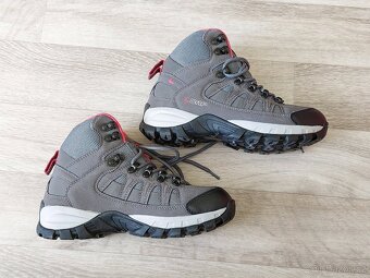 nové dívčí turistické boty LOAP vel. 36 - 3