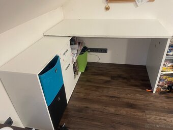 Rohový psací stůl ASKO - 3