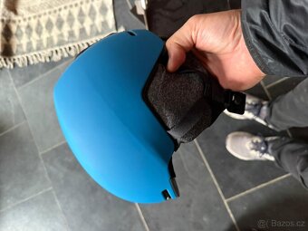 Nová lyžařská snowboardová  helma Oakley MOD1 - 3