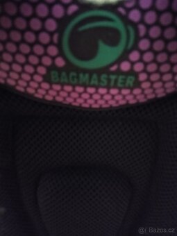 Prodám hezkou aktovku BAGMASTER - 3