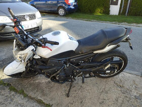 Yamaha XJ6 2010 na díly - 3