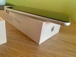 Apple iPhone XR 64 GB bílá, rok záruka, super stav - 3