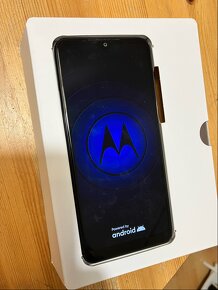 Motorola moto g - koupená v USA a používaná 5 dní (nová) - 3