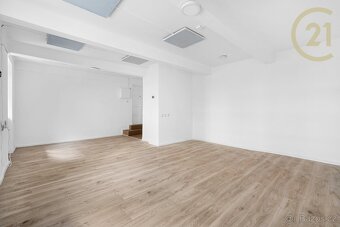 Prodej pěkného ateliéru v centru Brna na ulici Antonínská - 3
