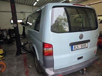 VW T5 Transporter Shutt 2,5 TDi BNZ Náhradní díly - 3