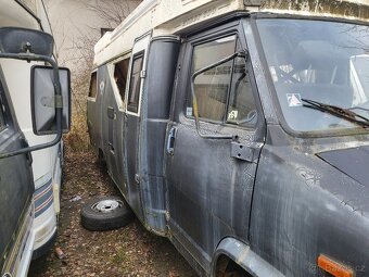 Obytne vozidlo skelet na kolech viz. Foto - 3