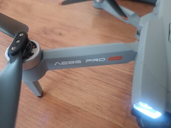 Dron - 3