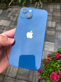 iPhone 13 128Gb v zachovalém stavu, modrý - 3