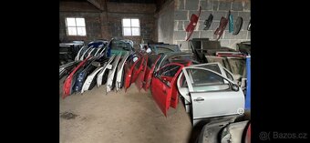 Prodám dveře Škoda Fabia a Octavia bez nutnosti lakování - 3