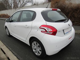 Peugeot 208 1.2i nové v ČR 55000 Km - 3