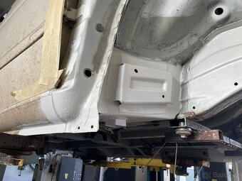 Vyvařená karoserie s doklady Mercedes Vito w639 - 3