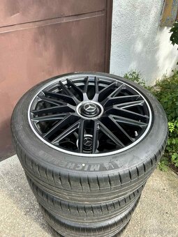 Originální 23″ AMG kola s letními pneumatikami Continental - 3