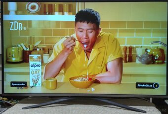 Prodam Samsung UE43KU6402U-108cm(43") 4K Ultra HD SMART WiF - 3