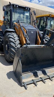 Case 695 / 2023 , 250 hodin traktor bagr - 3