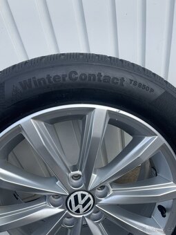 VW Passat  Continental Winter Contact 215/55 R17 94 H - 3