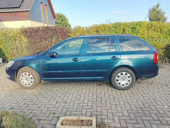 Škoda Octavia 1.6TDi 77kW Combi, rok 2011/8 - 3