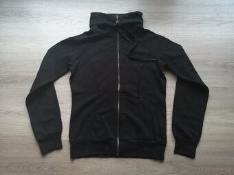 DÁMSKÉ ( DÍVČÍ) OBLEČENÍ VE VELIKOSTI CCA S - 3