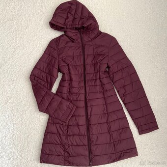 Dámský prošívaný kabát s kapucí Tchibo vel. 38 - 3