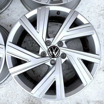 ALU VW GOLF TOURAN GOLF GTI 18" 5X112 ET51 - 3