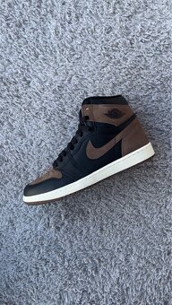 Air Jordan 1 High OG Palomino - 3