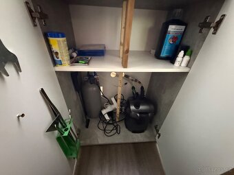 Akvárium s vybavením - 3