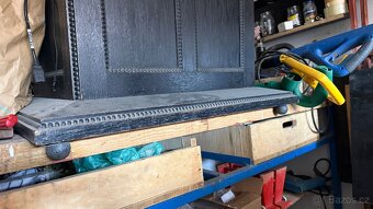 Starožitný jídelní stůl - 3