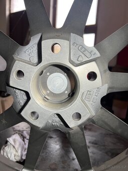 VOSSEN VFS-1  20 10,5 et27 - 3