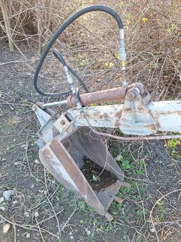 UNHZ 750 (podkop, drapák) - 3