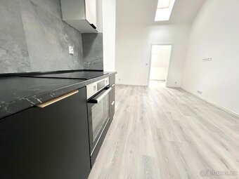 Prodej 2kk 35m2 po kompletní rekonstrukci – Centrum Kolína - 3
