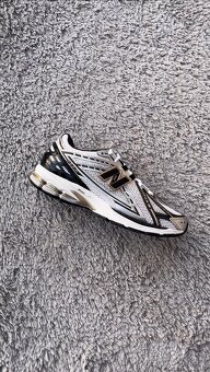 New Balance 1906R White Metallic Gold - 3