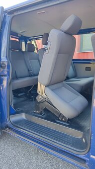 Vw transporter t5, 2.0tdi, rok 2015, 9 mist - 3