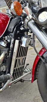 Suzuki VZ 800 Marauder - 3