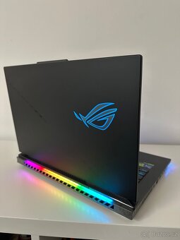 ASUS ROG Strix SCAR 16 – RTX 4080, i9, QHD+ 240Hz, TOP STAV - 3